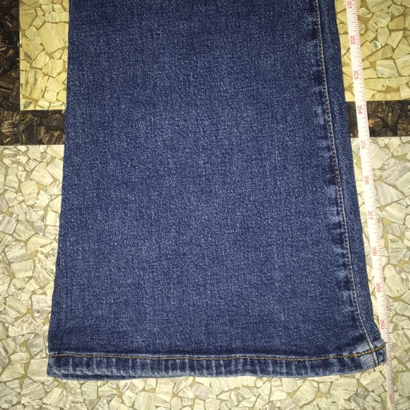 Guess Stretch Jeans - Picture 8 of 8